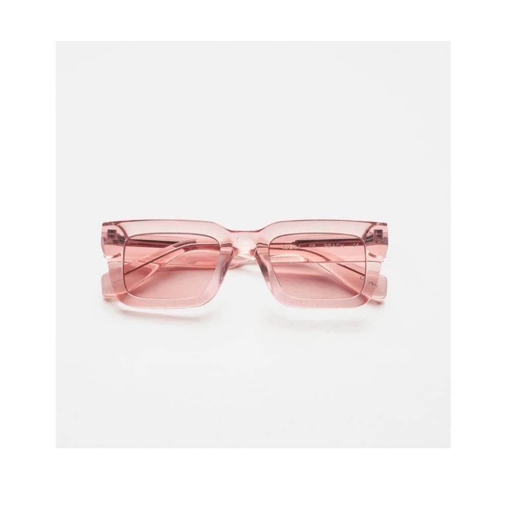Chimi Sunglasses 05 in Pink.